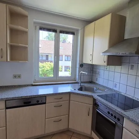 דירה Citynahe 3,5-zi-whg Mit Balkon *